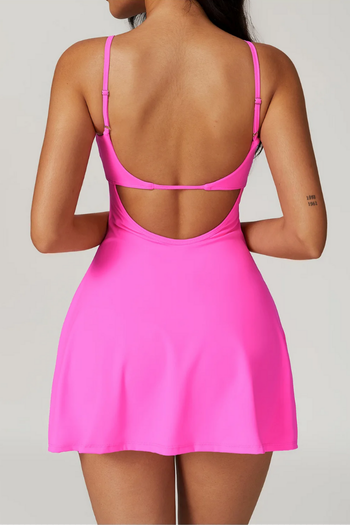 Sporty Chic Dress | Open Rug | Actief & Vrouwelijk