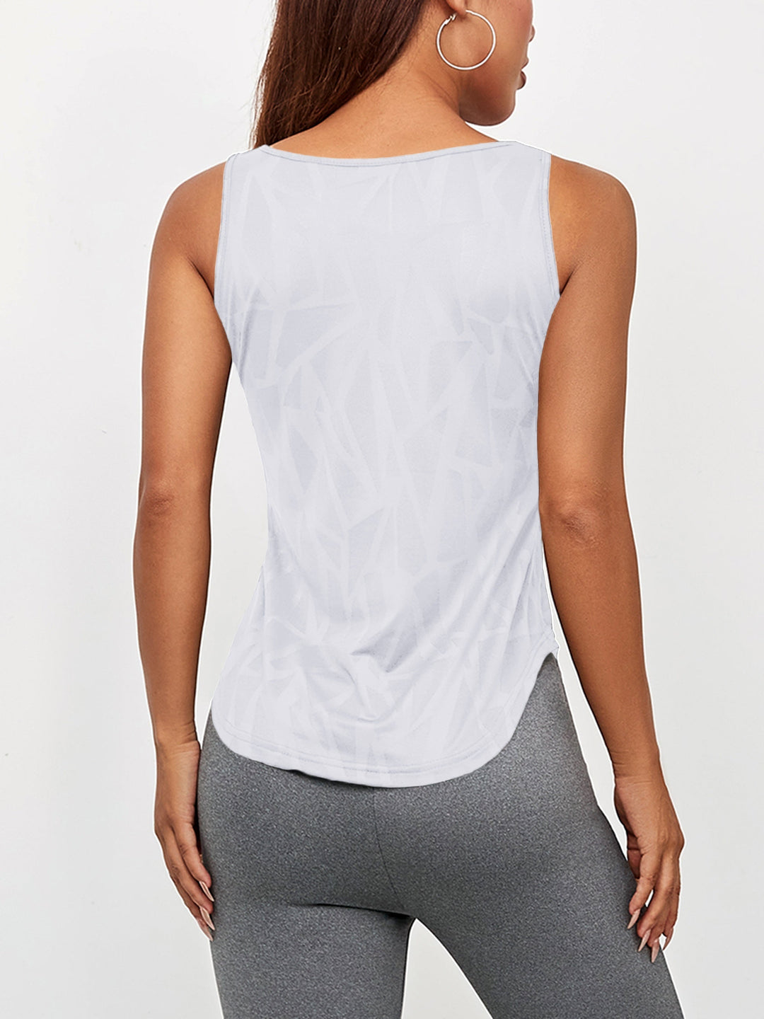 Sophie | Yoga tanktop met geometrische uitsnijding en losse pasvorm